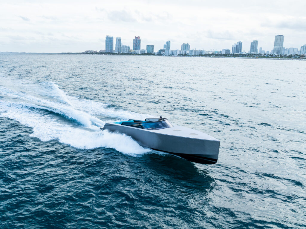 VanDutch 55 "Daddy" boat moving on the water